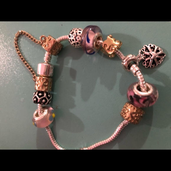 Charm bracelet - Picture 3 of 6